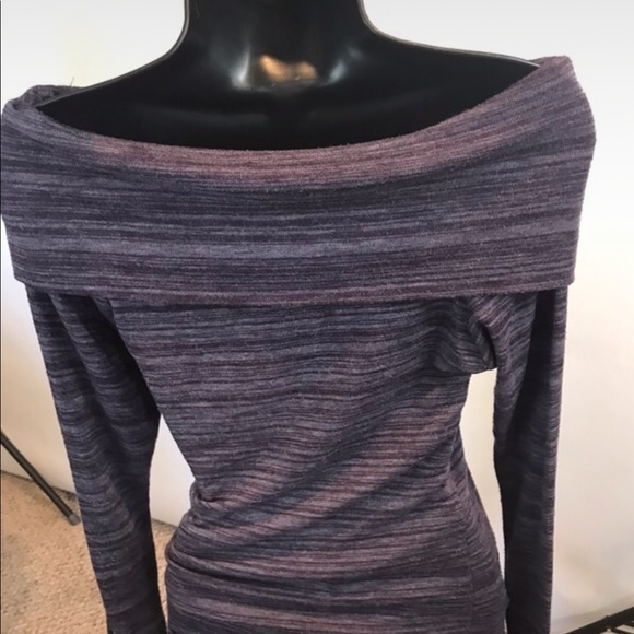 Fold over Off the shoulder Sweater - Picture 2 of 8